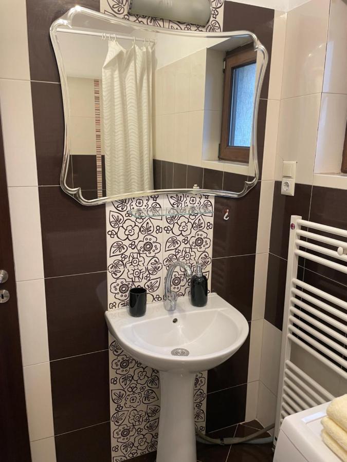 L'Atelier - Relax And Enjoy Your Stay Iasi Ngoại thất bức ảnh